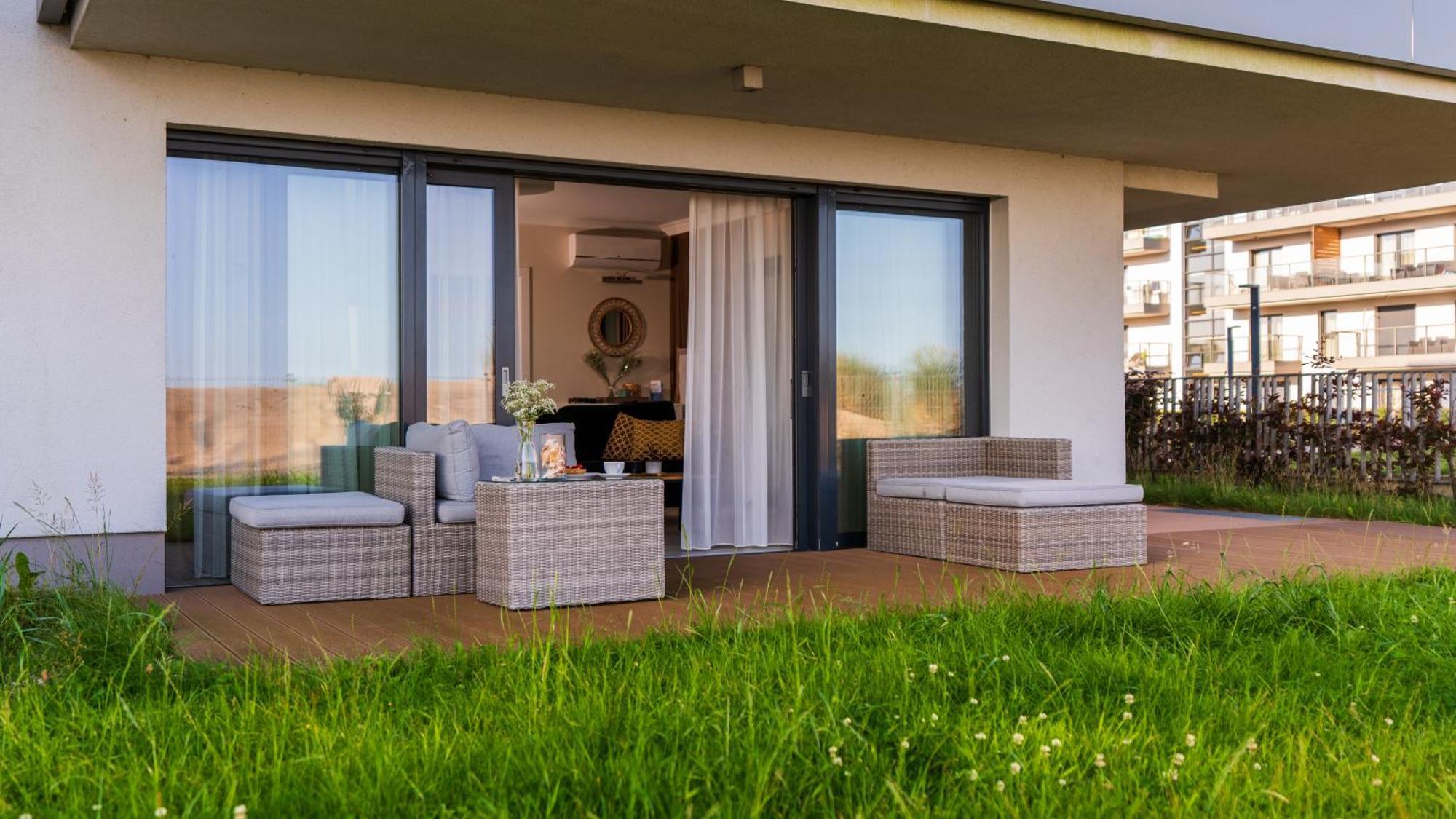 Apartament Odnowa Z Bezposrednim Widokiem Na Morze W Gardenia Dziwnow - ภายนอก รูปภาพ